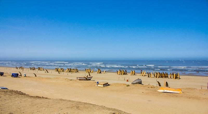 VENTA DE AMPLIO TERRENO FRENTE AL MAR - PIMENTEL